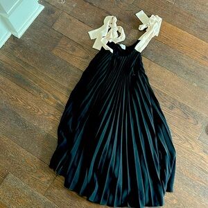 Stunning, quality, elegant girls dress.